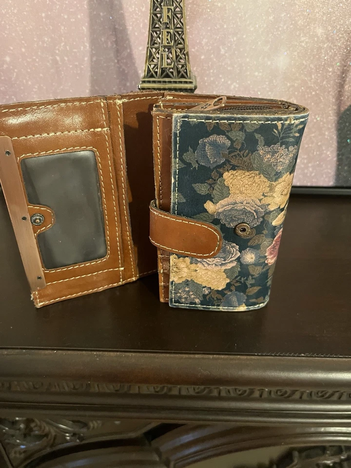 Patricia Nash Cametti Leather Floral Wallet Tri Fold Peruvian Painting Organizer - Image 2 of 4