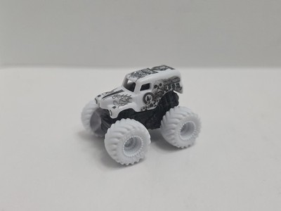 Monster Jam Minis - Grave Digger - Max Contrast - Chase - White - #429 