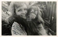 Betty White Signed Autograph Photo Postcard COPY