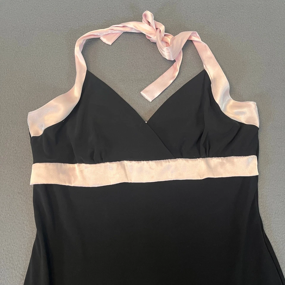 Vestido Charlotte Russe Mujer Talla Lg Rosa Negro Corbata Acampanada Cuello en V Rayas Foto 2 de 4