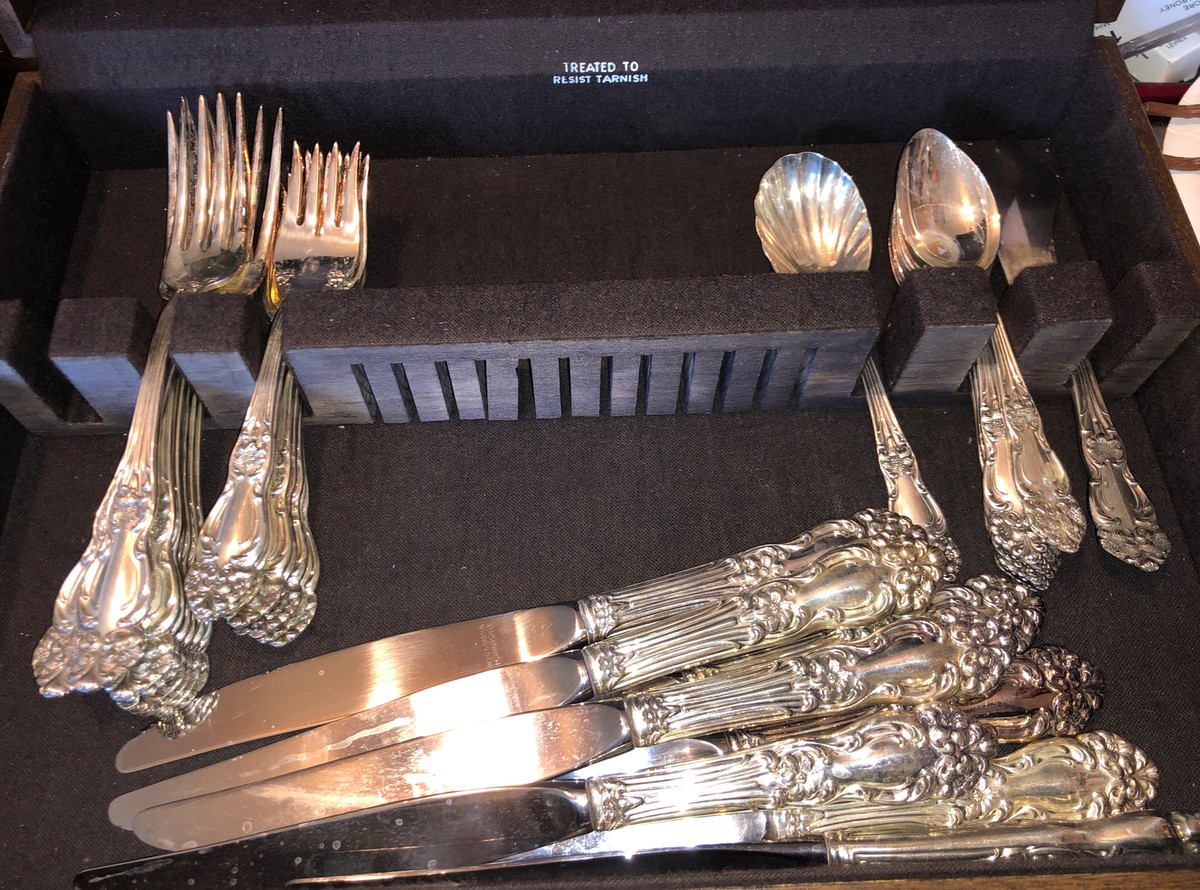 34 ANTIQUE REED AND BARTON SILVERPLATE 1901 TIGER LILY FESTIVITY