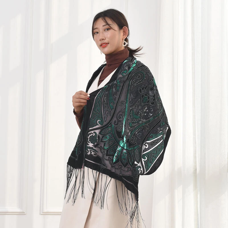 Chal de invierno de terciopelo con estampado de corona de reina para mujer bufanda de lujo para boda dama regalo  Foto 3 de 4