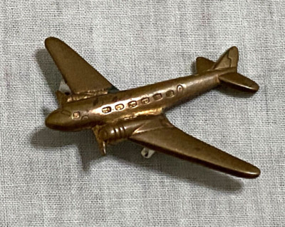 Copper Tone DC-3 Propeller Airplane Lapel Hat Pin Brooch