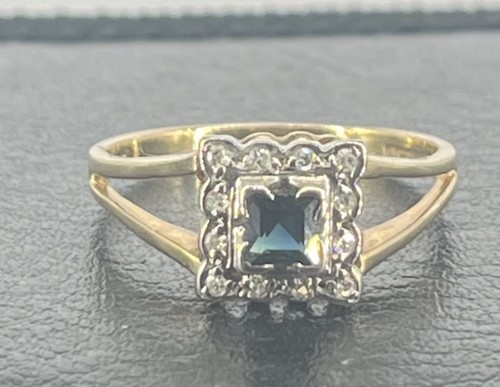 Cluster-Ring 9 kt Gelbgold 0,25 kt Saphir & 0,1 kt Diamant, UK-Größe S, 3,1 g - Bild 1 von 5