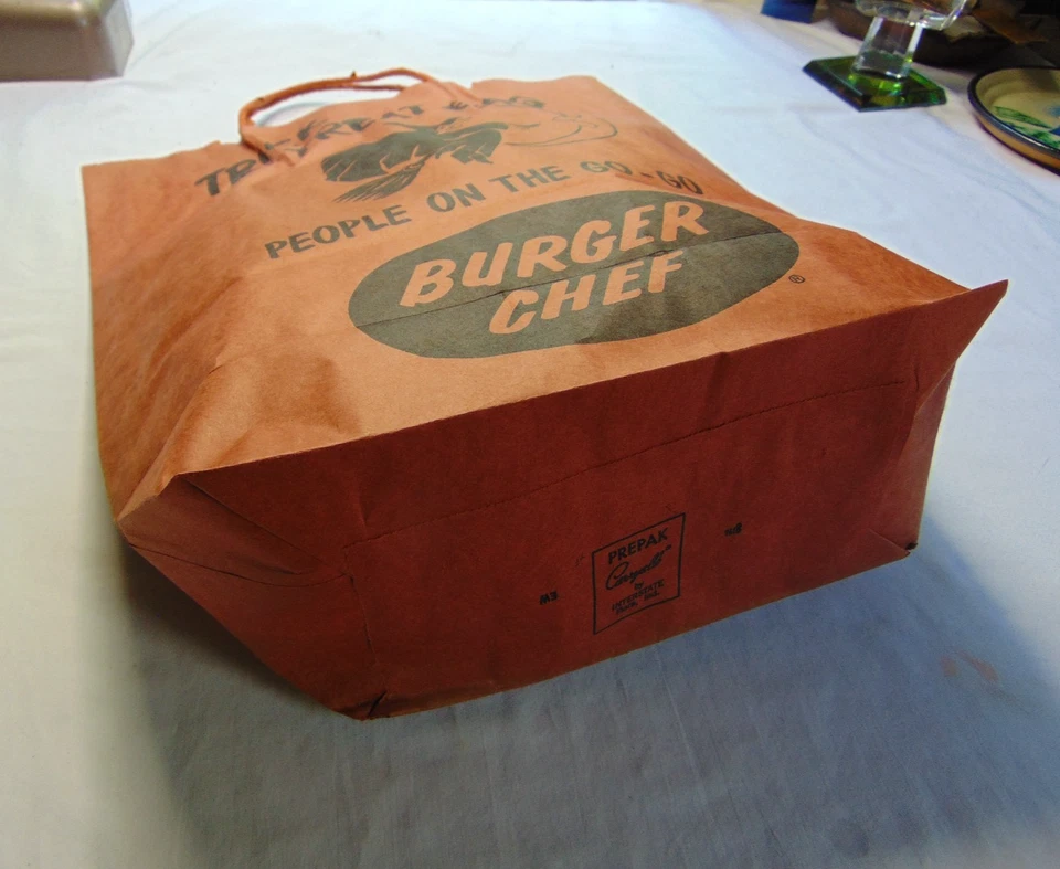 Holloween Trick Or Treat Bag VTG Paper Handles Burger Chef Black Witch Moon - Image 3 of 4