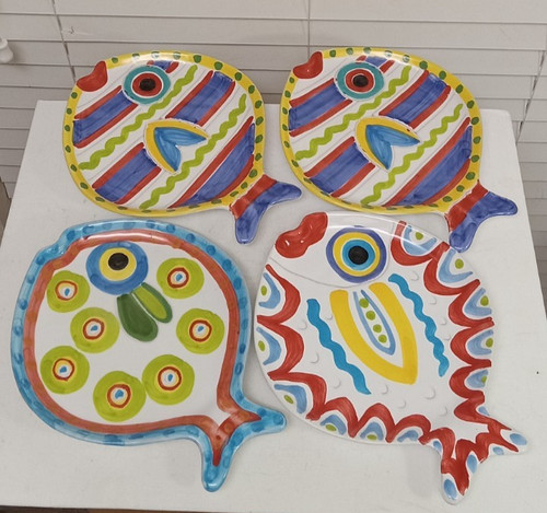 (4 ) VIETRI Made in Italy Fish shaped plates wall hanging colorful hand painted