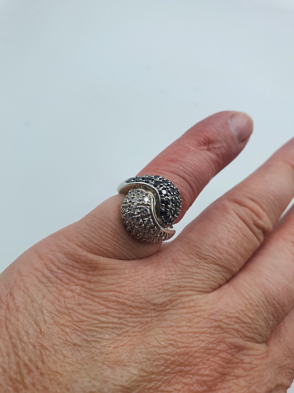 Solid Silver Clear & Black Stones Ring Size M - image 2