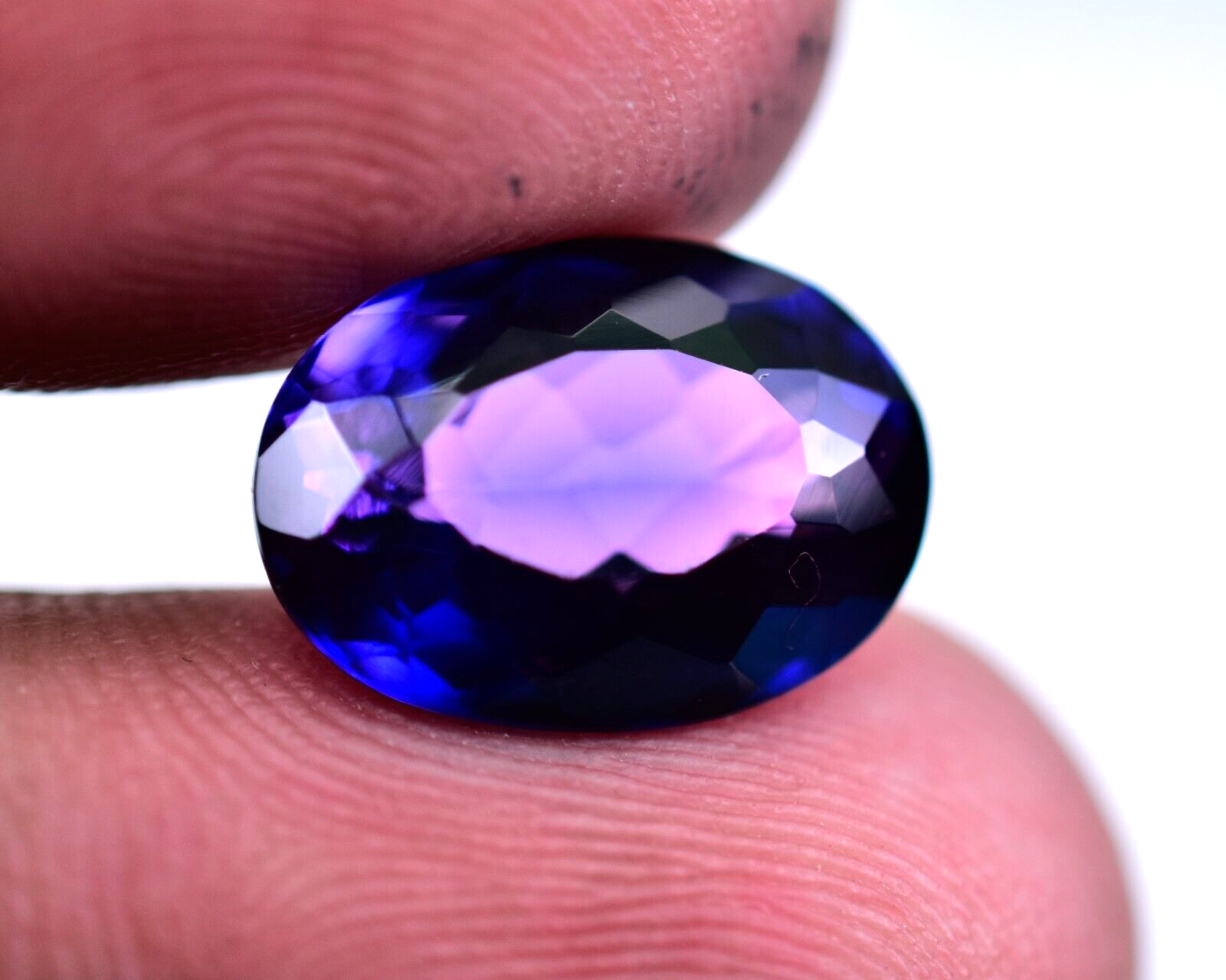 Natural Certified Color Changing Amethyst 8.75 Ct Oval Cut Loose