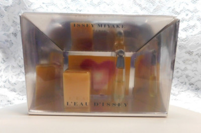 L'EAU D'ISSEY Issey Miyake Eau De Toilette Splash Mini .10 fl oz & Mini Candle