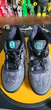 NIKE KYRIE 8 GO GS Black/Black-White-Light Menta SIZE 5Y