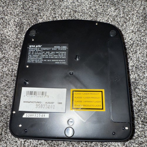 Lettore compact disc portatile GPX C3865 con accessori. Si accende. Non Gioca - Foto 5 di 7