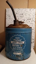 VINTAGE WARDS VITALIZED  HEAVY DUTY MOTOR OIL S.A.E.  5 GALLON CAN