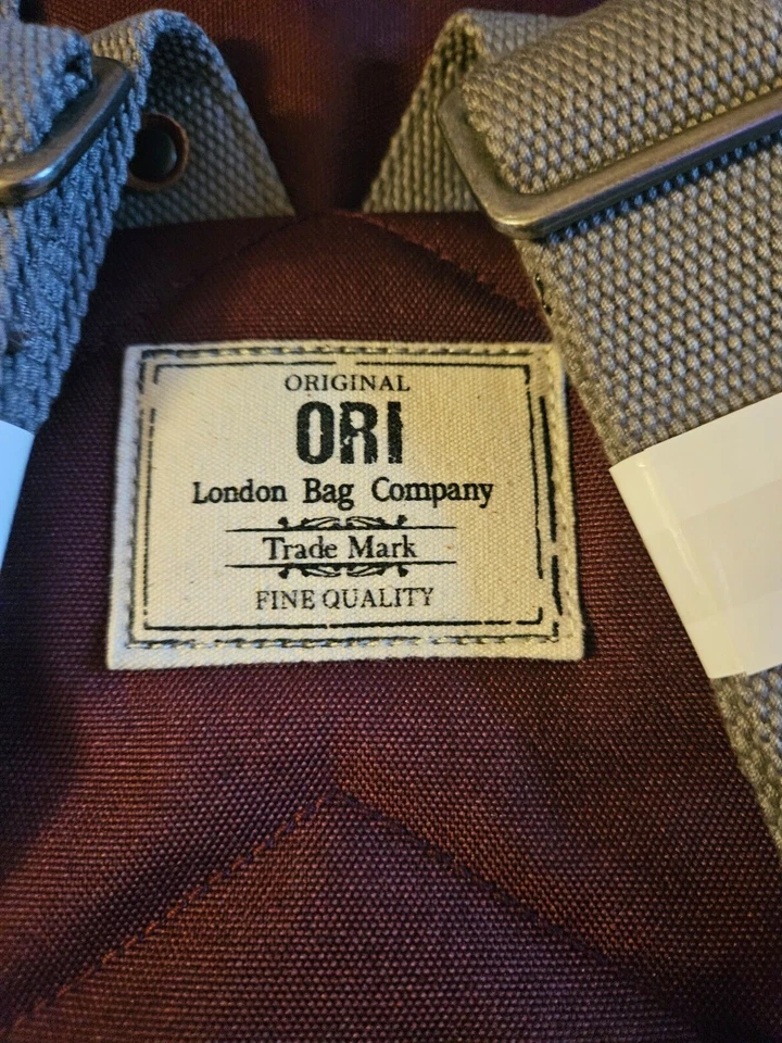 Bolso/mochila de lona reciclada Ori London Company rojo Siena capacidad 14 litros Foto 4 de 4