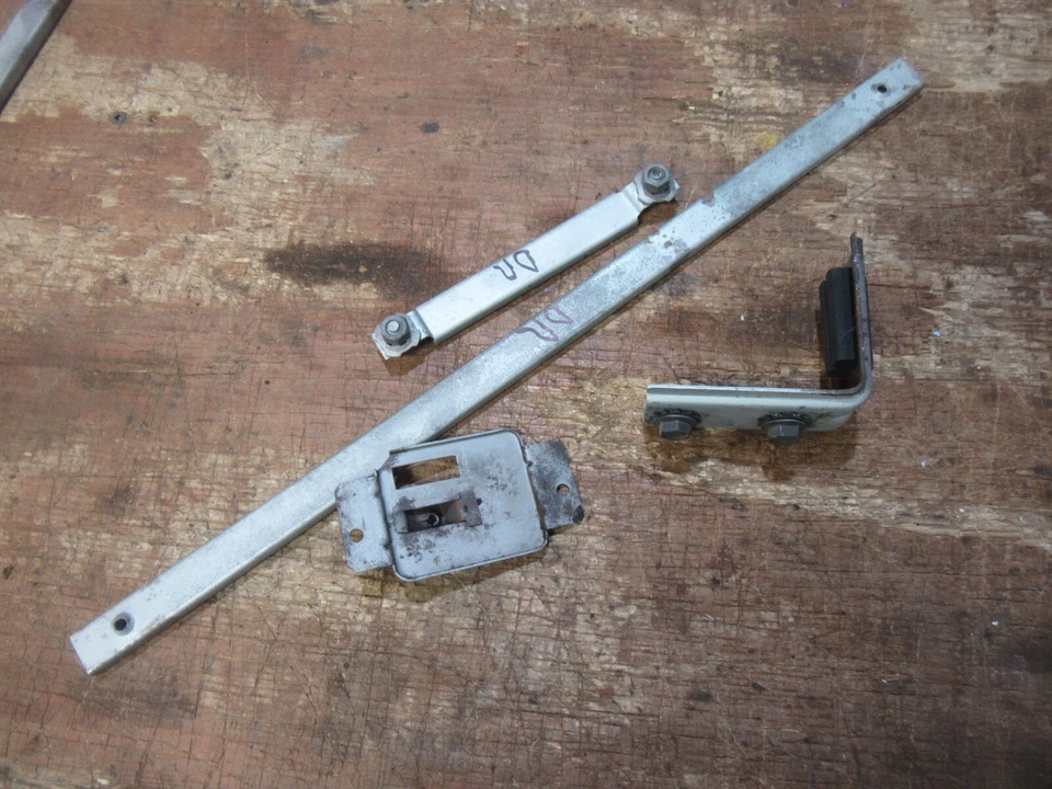 1965 Mercury Monterey 4 door sedan inner window regulator track guide parts DR - Изображение 2 из 2