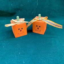 Harvest Time Pumpkin Figurines Vintage Tole Painted Wood Decoration Fall Set 2