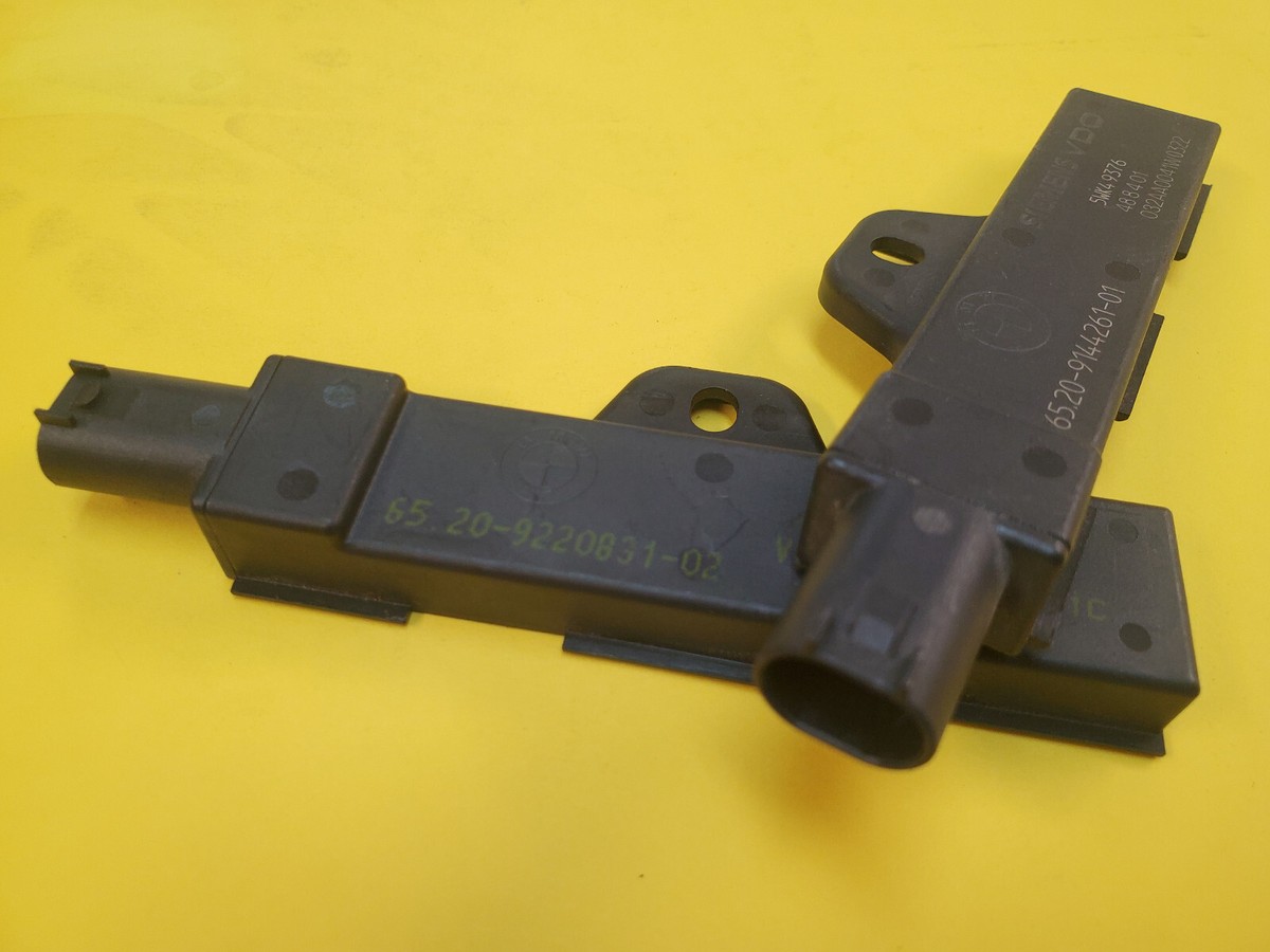BMW OUTSIDE COMFORT ACCESS ANTENNA 65209144261, 65209220831 - 3 