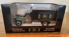 Vintage 1997:John Deere 1942 Chevrolet Truck Die-Cast Bank 160 Year Anniversary