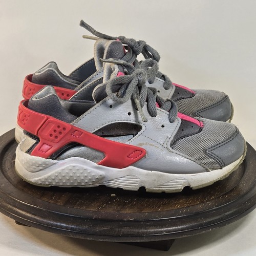 Nike Air Huarache Run Se Kids Size 12 Play Shoes Athletic Sneakers