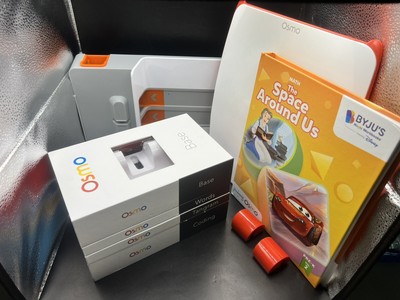 Osmo LEARNING Bundle for iPad-Hot Wheels, Base, Words, Dry Erase & More