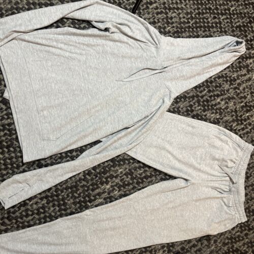 Outdoor Voices CloudKnit Set felpa con cappuccio e joggers grigio usato in ottime condizioni $170 vendita al dettaglio piccolo/medio - Foto 2 di 6