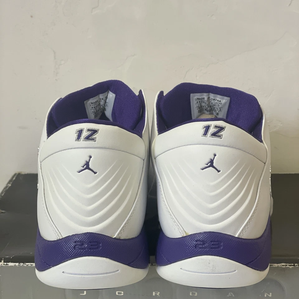 Air Jordan Hoops Low Mike Bibby PE Game Worn Sacramento Kings 12.5 - Imagem 4 de 4