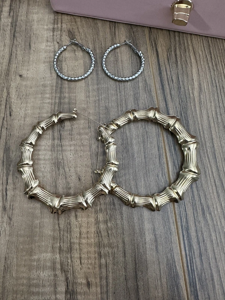 Lote De Pendientes Lúpulo Tachuelas Y Más Con Joyero Rosa Varios Estilos  Foto 3 de 4