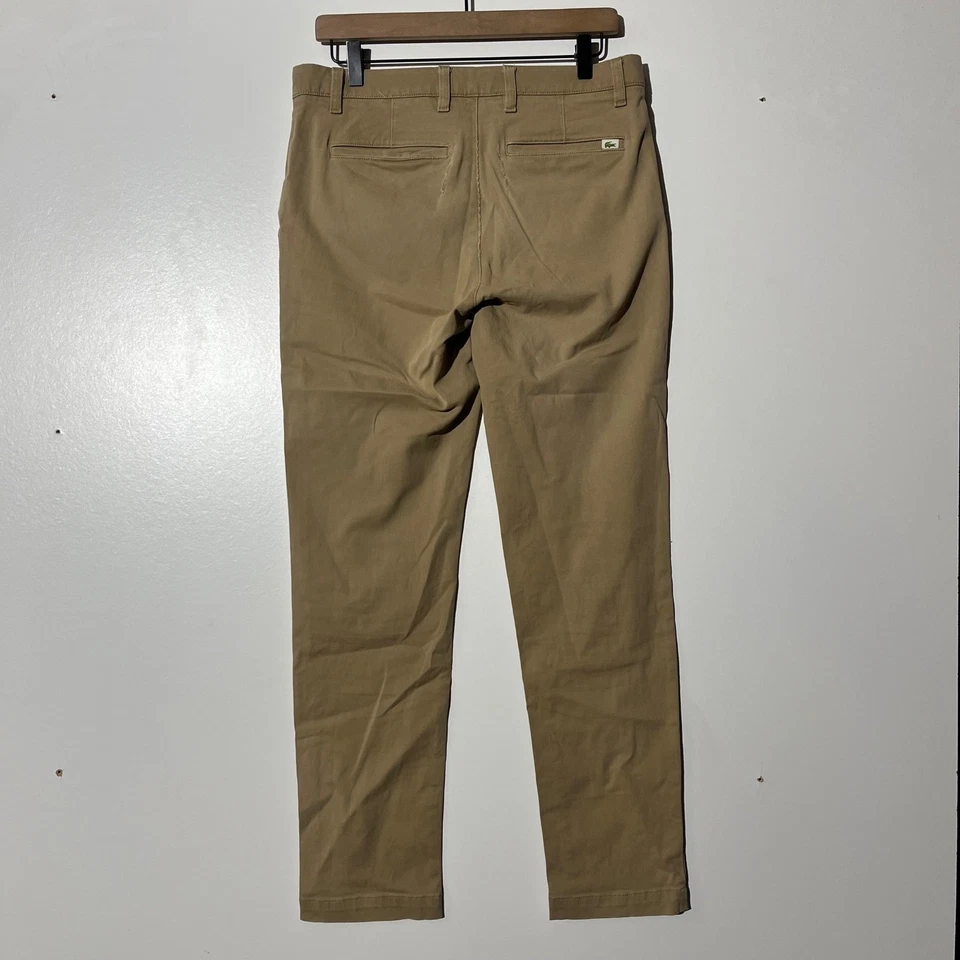 Pantalones de vestir informales LACOSTE ajustados chinos tostados para hombre talla 32 X 31 Foto 4 de 4