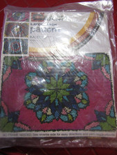 GROOVY Vintage KALEIDOSCOPE Latch Hook RUG WALL HANGING - 20" by 27" - 1970's