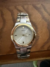 Citizen eco-drive Men’s Silver Gold Tone Stainless Steel Wrist Watch 