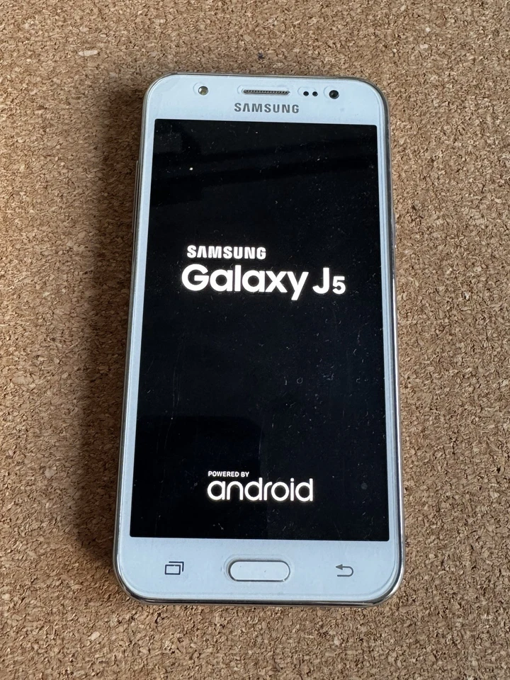 Samsung J5 2016 Dual SIM, Foto 1 von 3