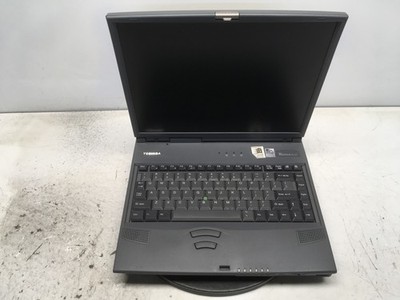 Toshiba Tecra 8000 Intel Mobile Pentium II 233MHz 131 MB NO HDD No Batt