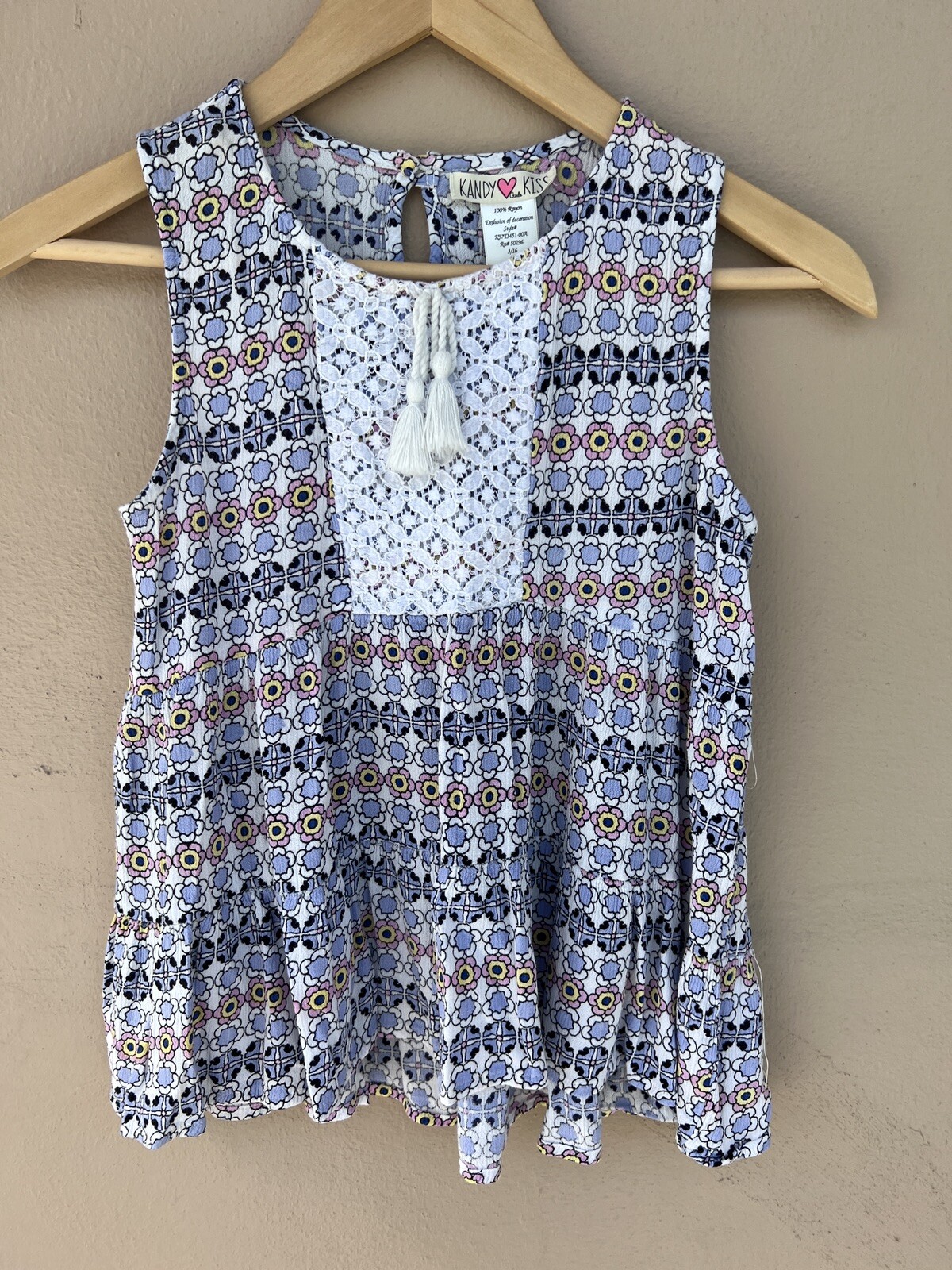 FILA Kandy Kiss Girl's Sleeveless Floral Shirt Flower Rows Large L Rayon