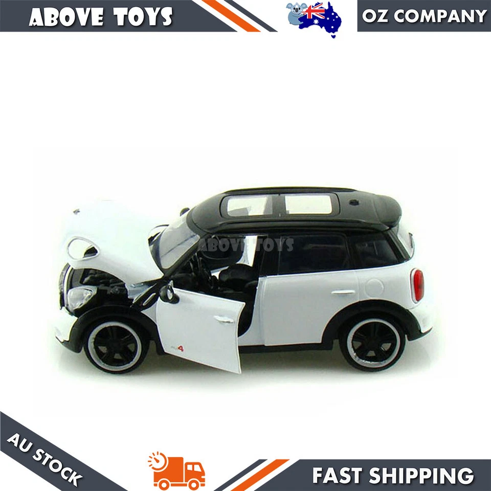 MotorMax 1:24 Scale Mini Cooper S Countryman White with Black Roof Diecast Toy - Image 3 of 4
