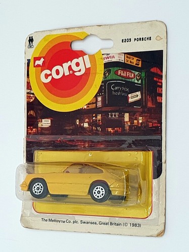 Corgi 8cm Long Diecast Diecast E205 - Porsche - Yellow - Picture 2 of 5
