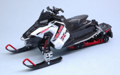 Modellauto Mezzi Alpini Diecast POLARIS 800 SWITCHBACK PRO-X Snowmobile 1:16