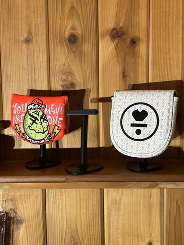 (2) Mallet Headcover Displays - Center Shaft (CS) Shelf model - Picture 1 of 3
