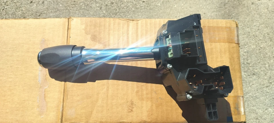 NOS NEW 1995-1997 FORD CROWN VICTORIA TURN SIGNAL SWITCH XW3Z-13K359-BB SW-5597 - Image 3 of 4