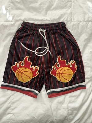Boy s Vintage Black and Red Striped Basketball Shorts Size M/L