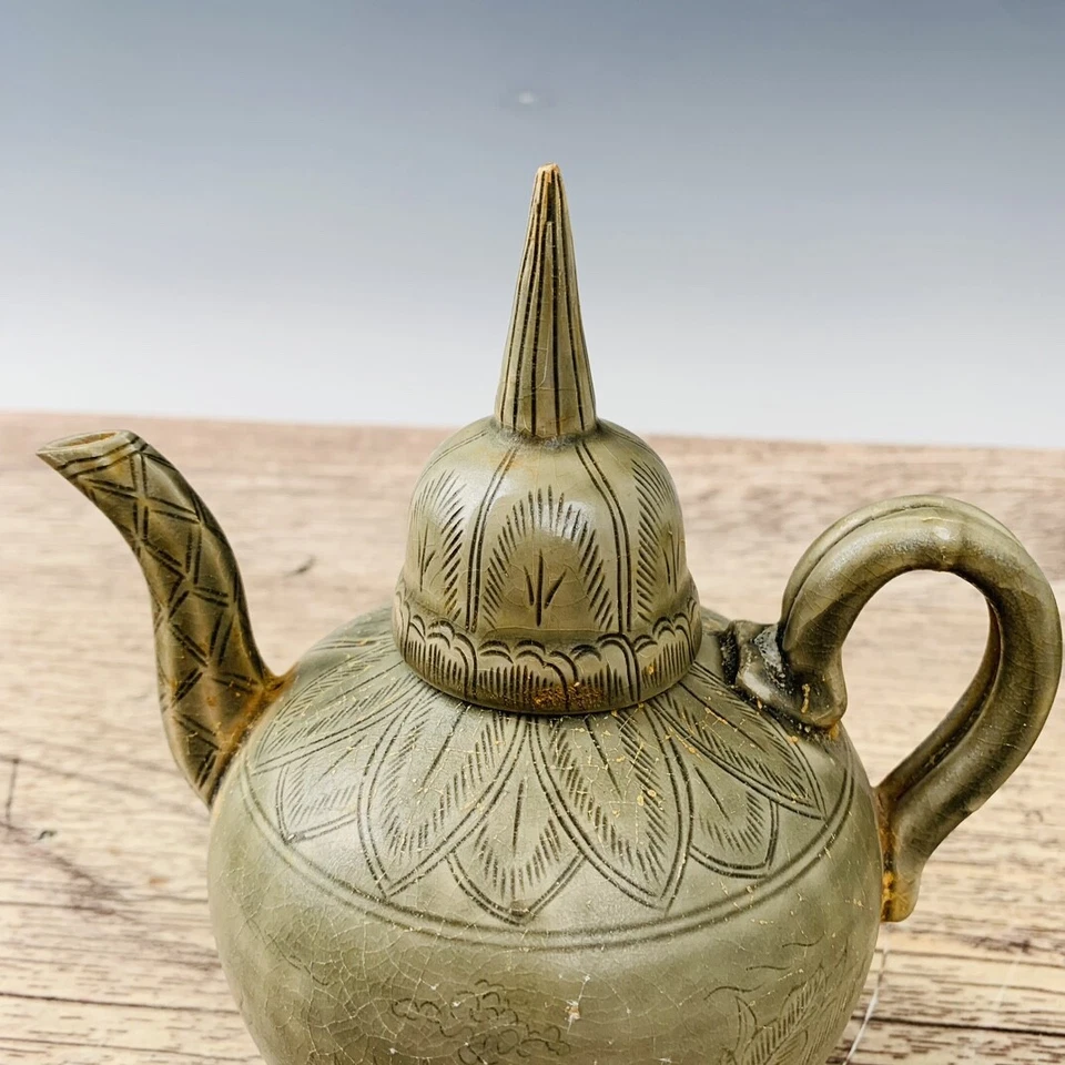 7.8"Chinese Old Porcelain Song Dynasty Yue Kiln Pot - Image 3 of 4