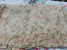 Ralph Lauren Belmont Oaks Pair of Standard Ruffled Pillowcases 100 Cotton Sateen