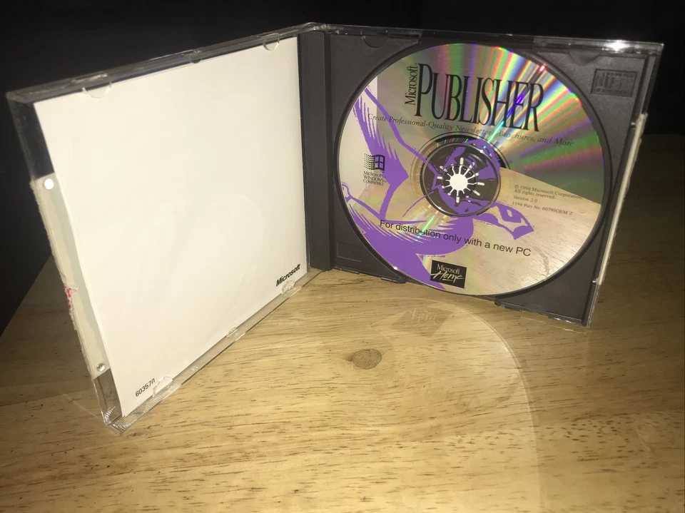 Microsoft Publisher Version 2.0 (1994) Vintage Software Case, Cert. Of Auth Incl - Image 4 of 4