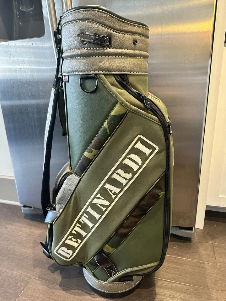 Bettinardi Tour Stock Camuflaje EE. UU. Bolso Personal Foto 3 de 4