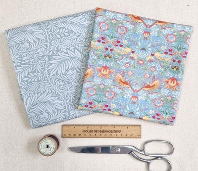 STOFFPAKET - William Morris Azure Blue Strawberry Thief & Silver Larkspur - 0,5m