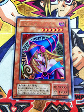Dunkles Magier Mädchen P4-01 (NM+) Ultra Rare Yu-Gi-Oh!