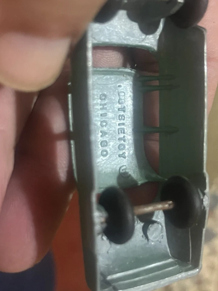 Vintage Lot of 7 Tootsie Toys Diecast Cars And Trucks - Image 3 of 4