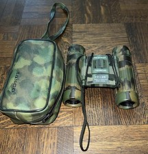 Tasco 168CR Binoculars 10 x 25mm Roof-Prism 288ft Field-Of-View Camo EUC W/case