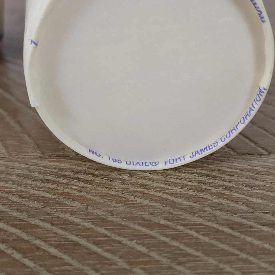 38 tazas de papel vintage Dixie 9 oz lirios azules corazones y flores Foto 3 de 4