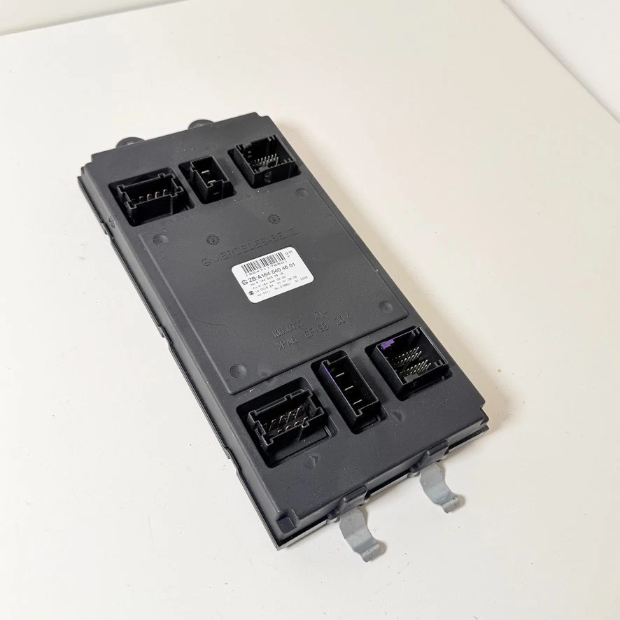 Mercedes-Benz ML550 2008 módulo de control delantero Sam OEM A1645404601 Foto 3 de 4