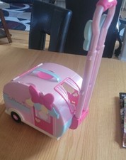 Disney Minnie Mouse Pet Carrier Rolling Camper w/ extendible Handle Playset