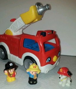 fisher price little people fire engine